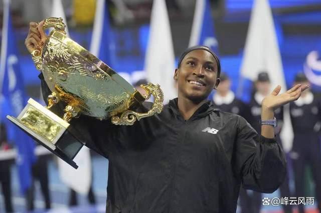 包含捷克选手稳扎稳打，积累经验的词条