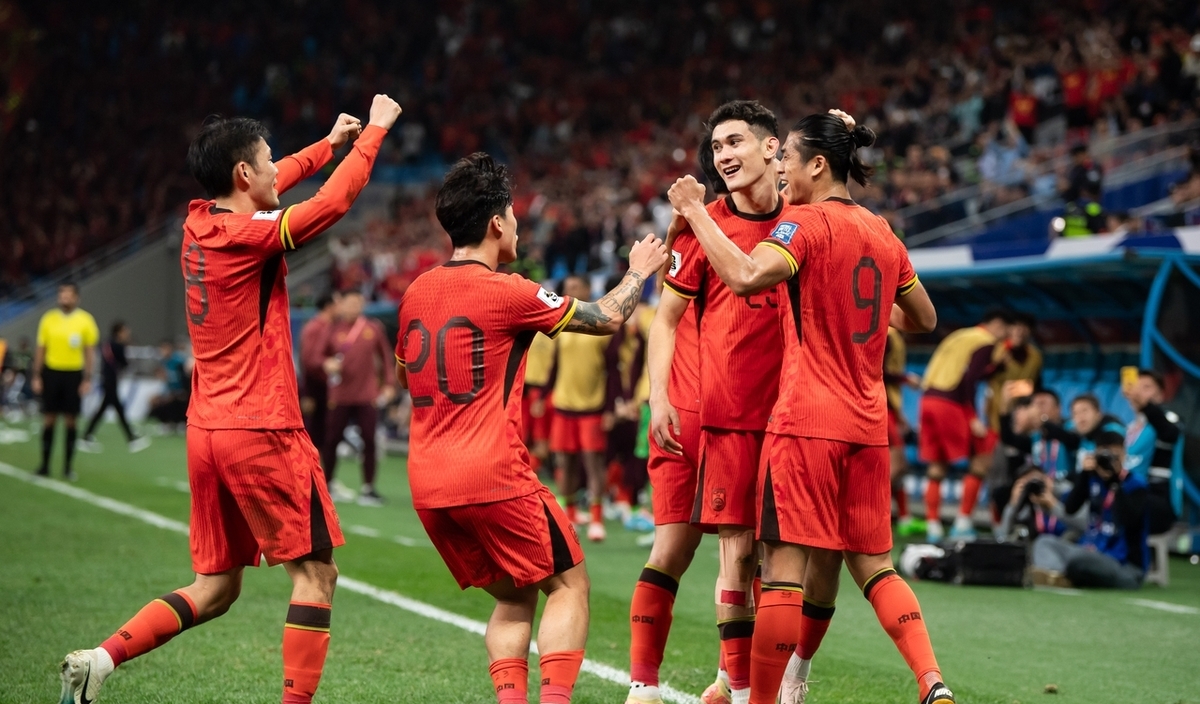 亚洲球队在国际赛场上展现强大实力 亚洲球队在国际赛场上展现强大实力