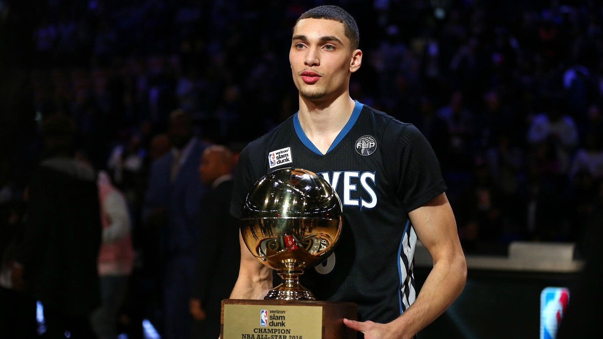 太阳斩落辽宁队，塔图姆打出统治级数据，跨时空的篮球传奇